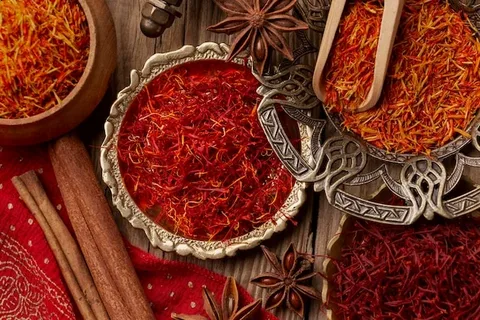 تصویر 1 از زعفران نگین گلستان با عطر قوی و رنگ سرخ شفاف